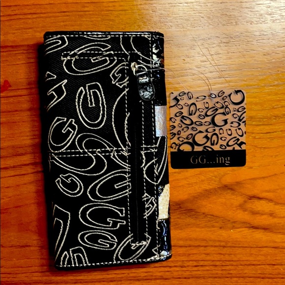 Wallet - Picture 1 of 3
